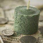 Как привлечь богатство с помощью магии. Как черная магия поможет разбогатеть?