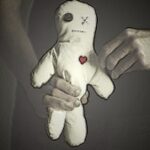Как сделать порчу на одиночество сопернице или просто врагу?
